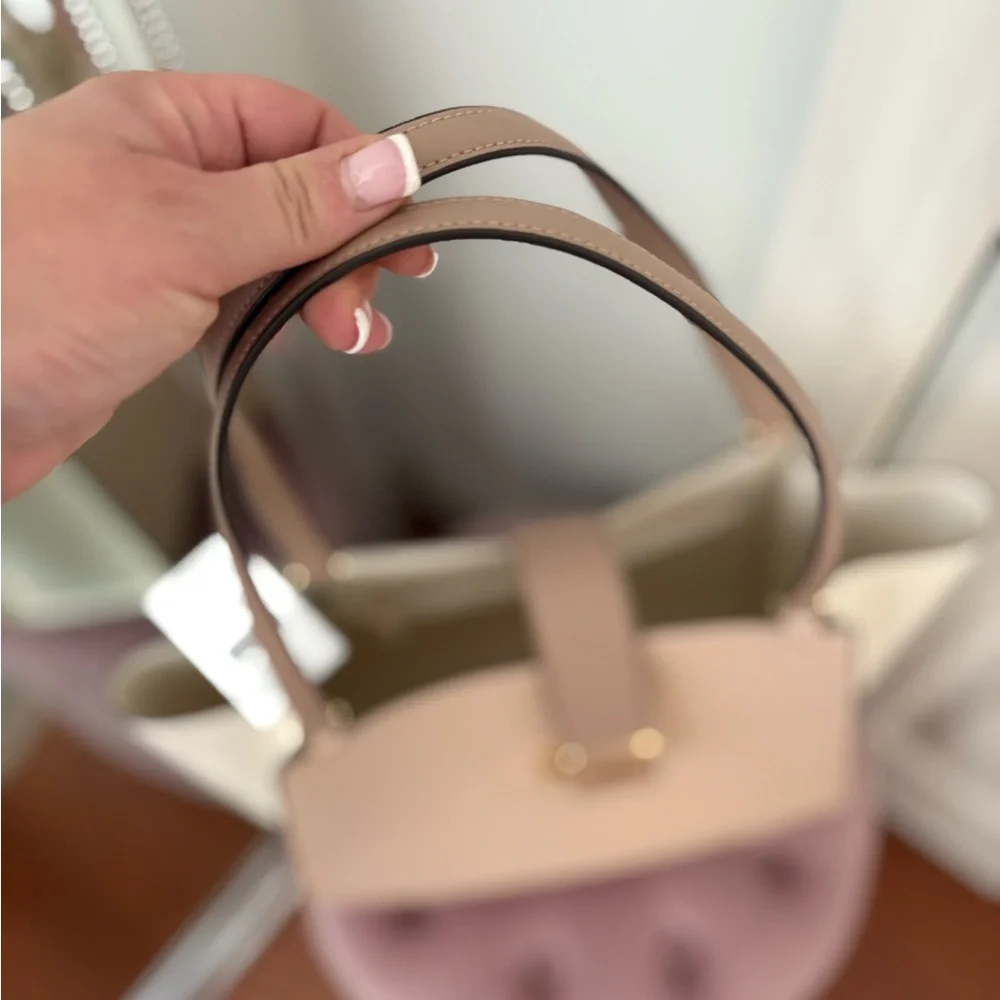 Kate Spade Tote Bag - Picture 9 of 10